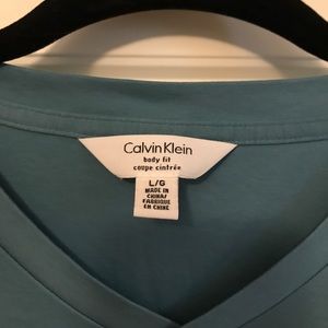 Men’s Calvin Klein V-neck T-shirts